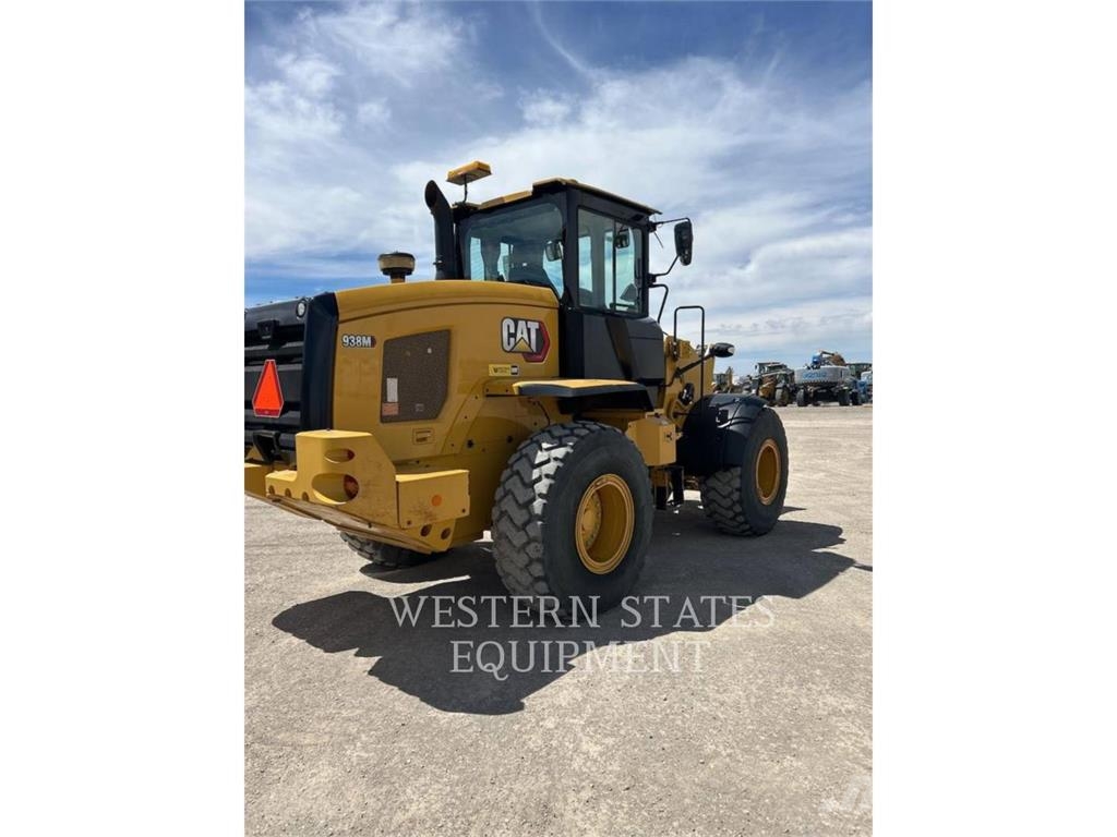 CAT 938M Radlader