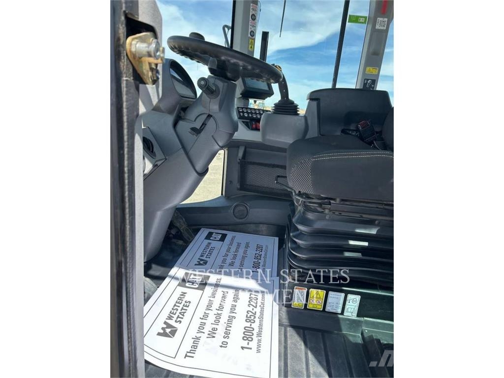 CAT 938M Radlader