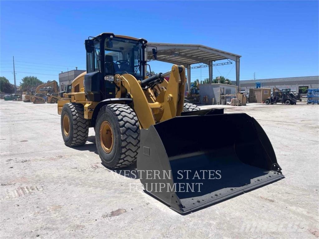 CAT 938M Radlader