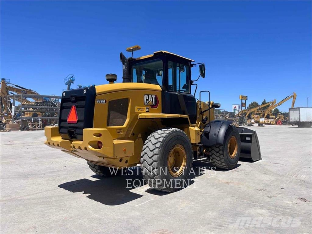 CAT 938M Radlader