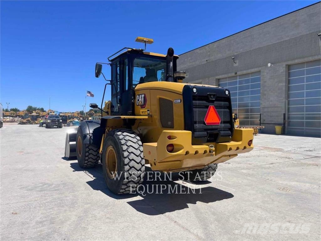 CAT 938M Radlader