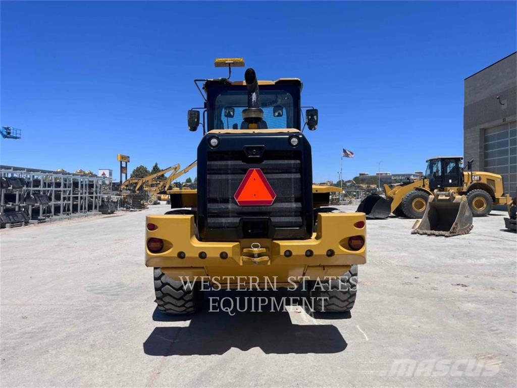 CAT 938M Radlader