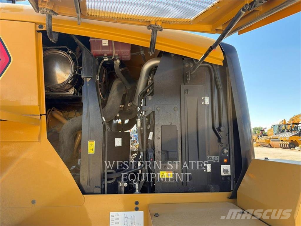 CAT 938M Radlader