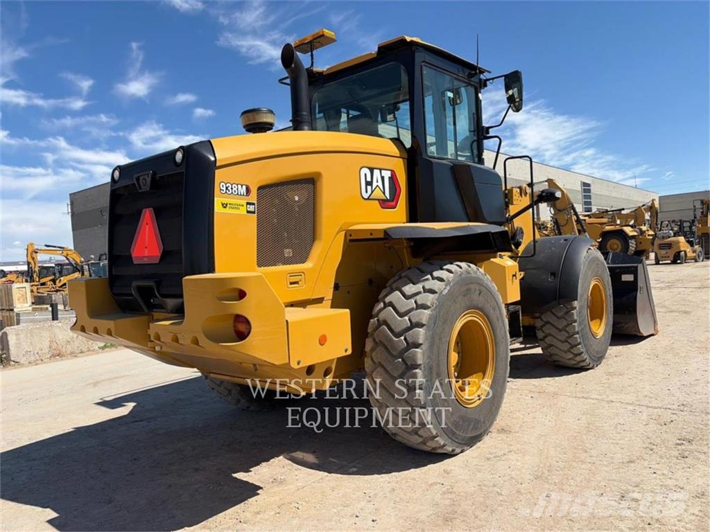 CAT 938M Radlader