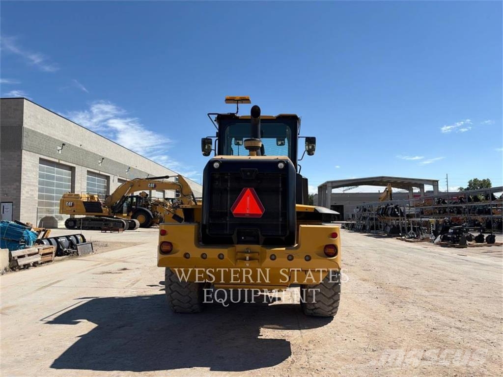 CAT 938M Radlader