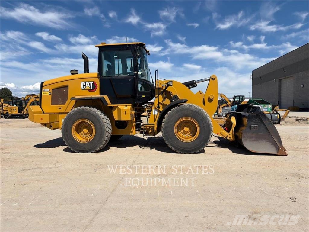 CAT 938M Radlader