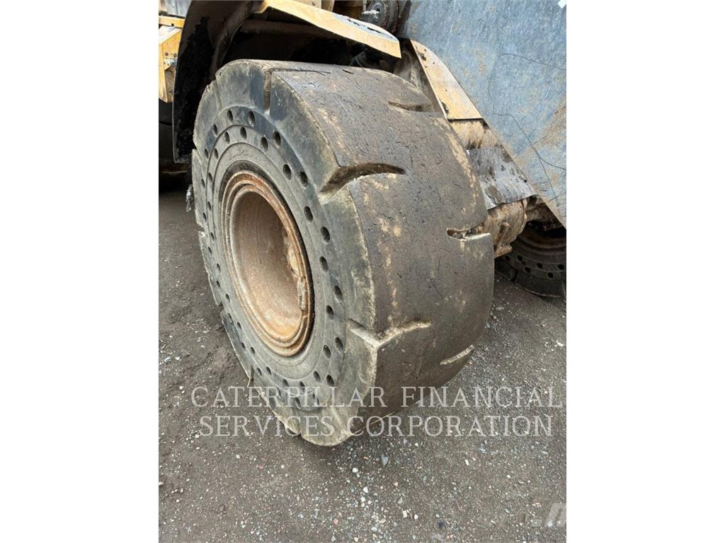 CAT 938M Radlader