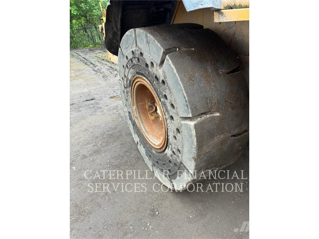 CAT 938M Radlader