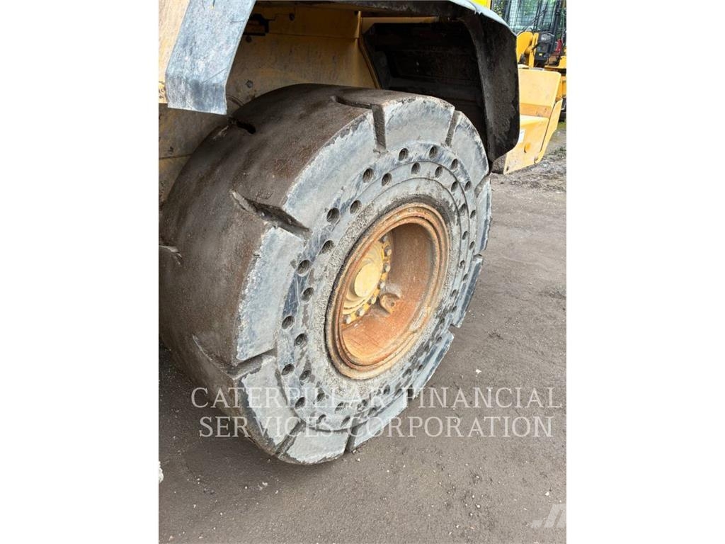 CAT 938M Radlader