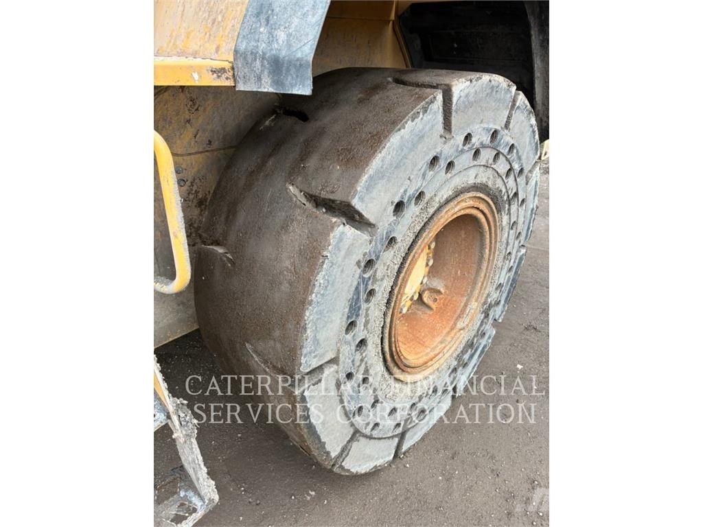 CAT 938M Radlader