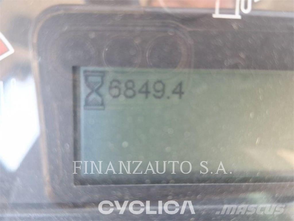 CAT 938M Chargeuse sur pneus