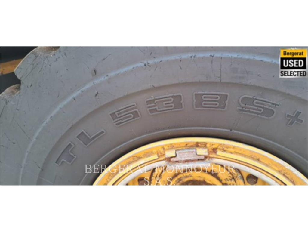 CAT 938M Tekerlekli yükleyiciler