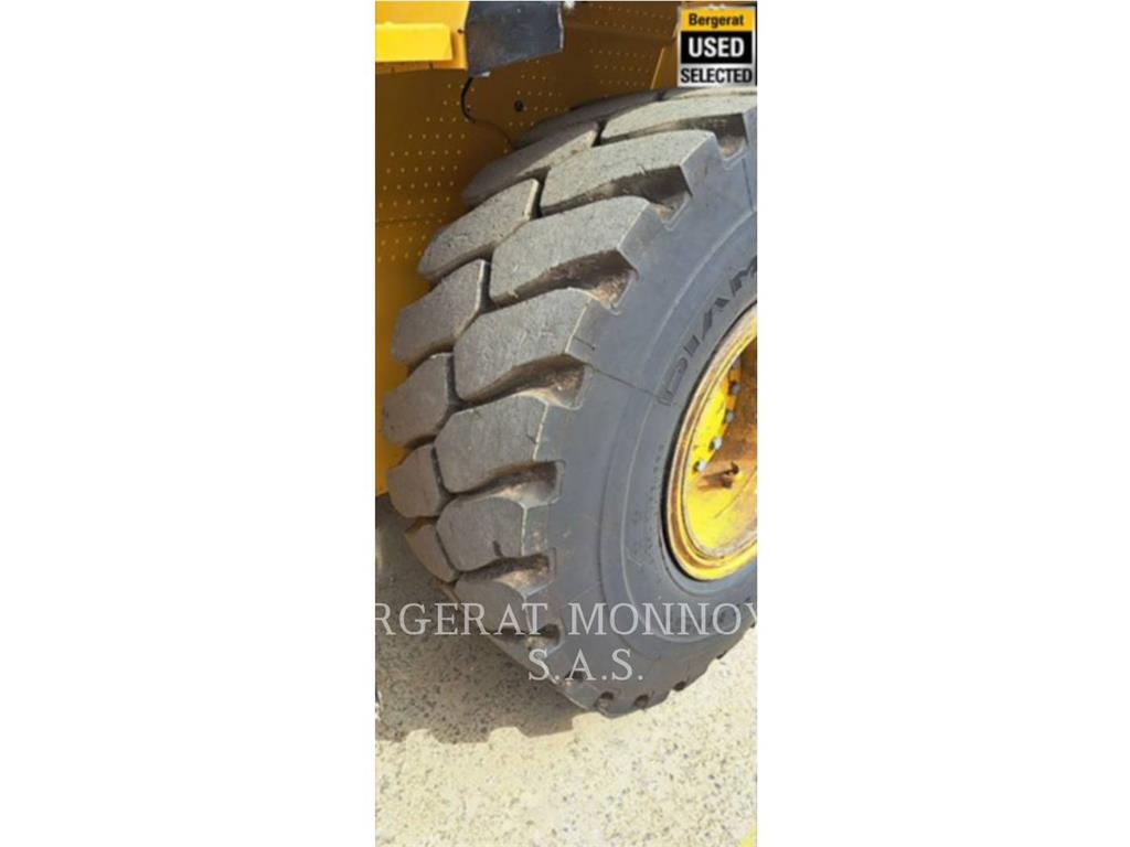 CAT 938M Tekerlekli yükleyiciler