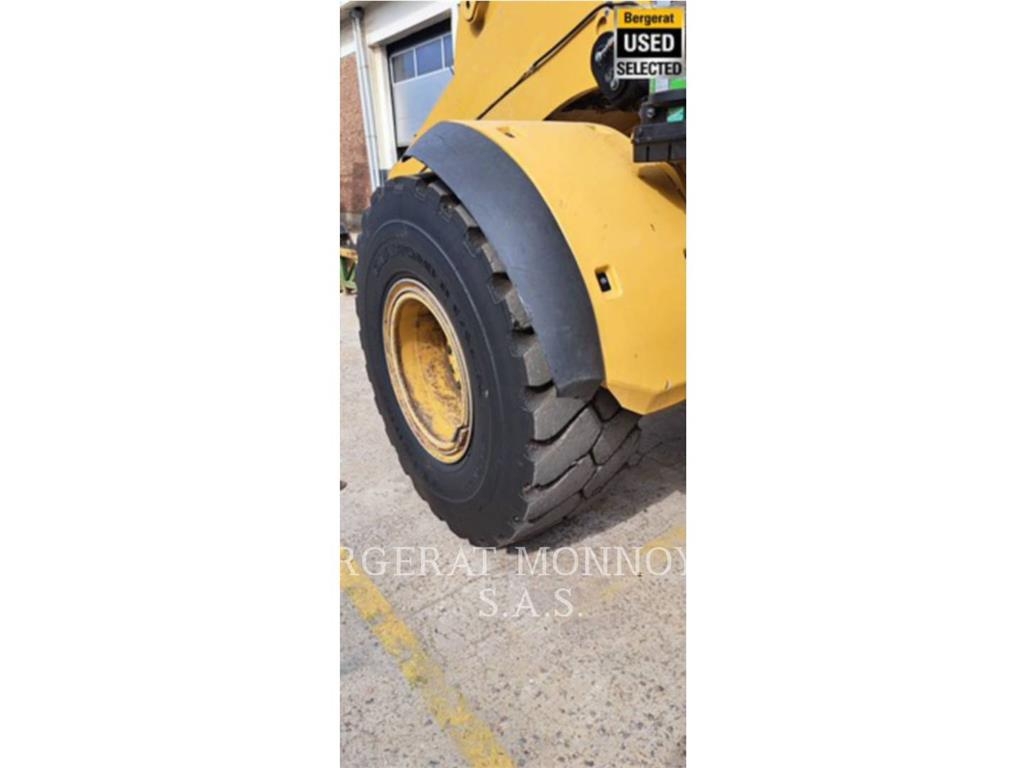 CAT 938M Tekerlekli yükleyiciler