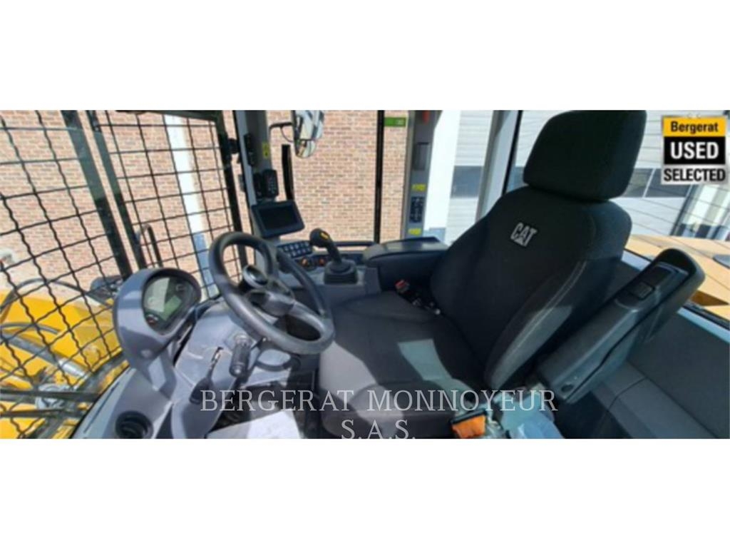 CAT 938M Tekerlekli yükleyiciler