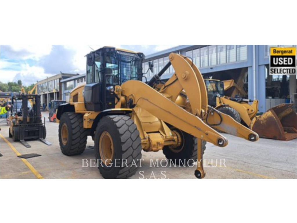 CAT 938M Tekerlekli yükleyiciler