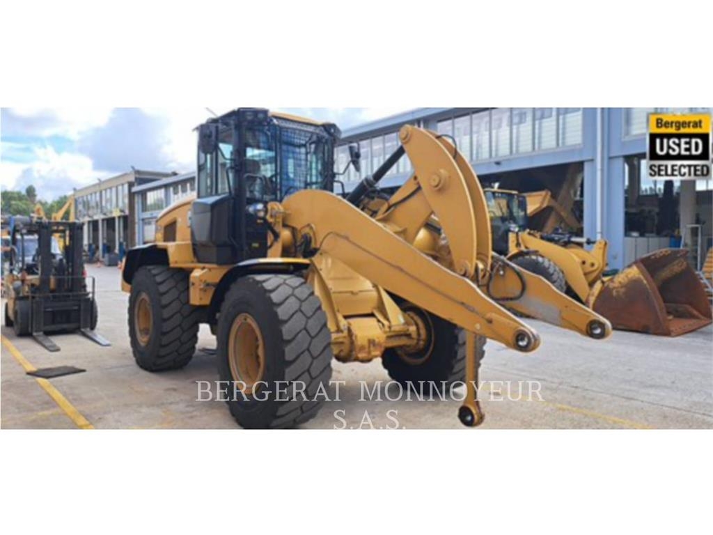 CAT 938M Tekerlekli yükleyiciler