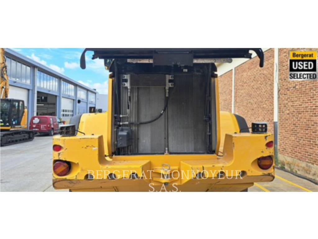 CAT 938M Tekerlekli yükleyiciler