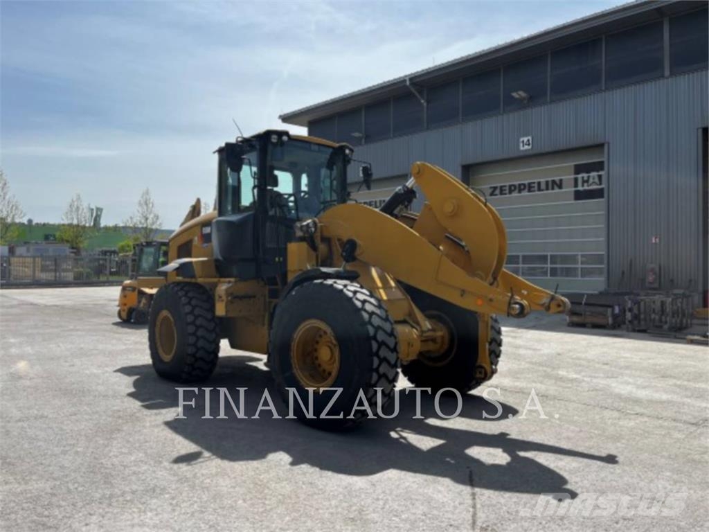 CAT 938M Tekerlekli yükleyiciler