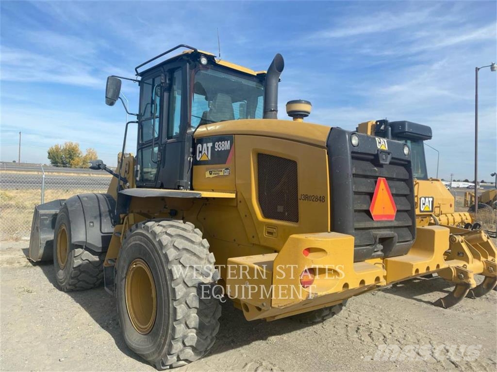 CAT 938M Cargadoras sobre ruedas
