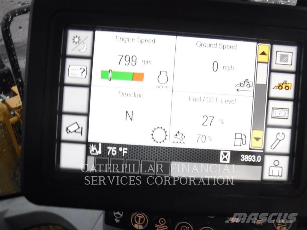 CAT 938M Pale gommate