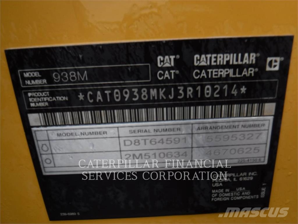 CAT 938M Pale gommate