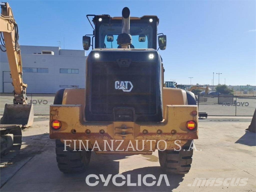CAT 938M Carregadeiras de rodas