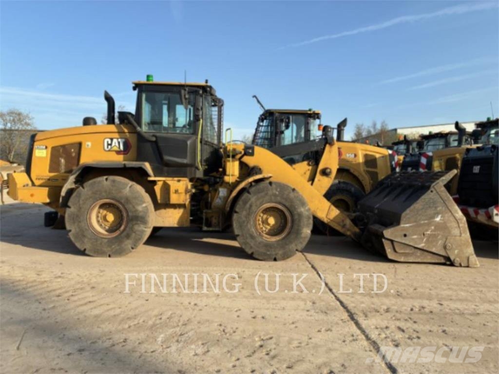 CAT 938M Iekrāvēji uz riteņiem