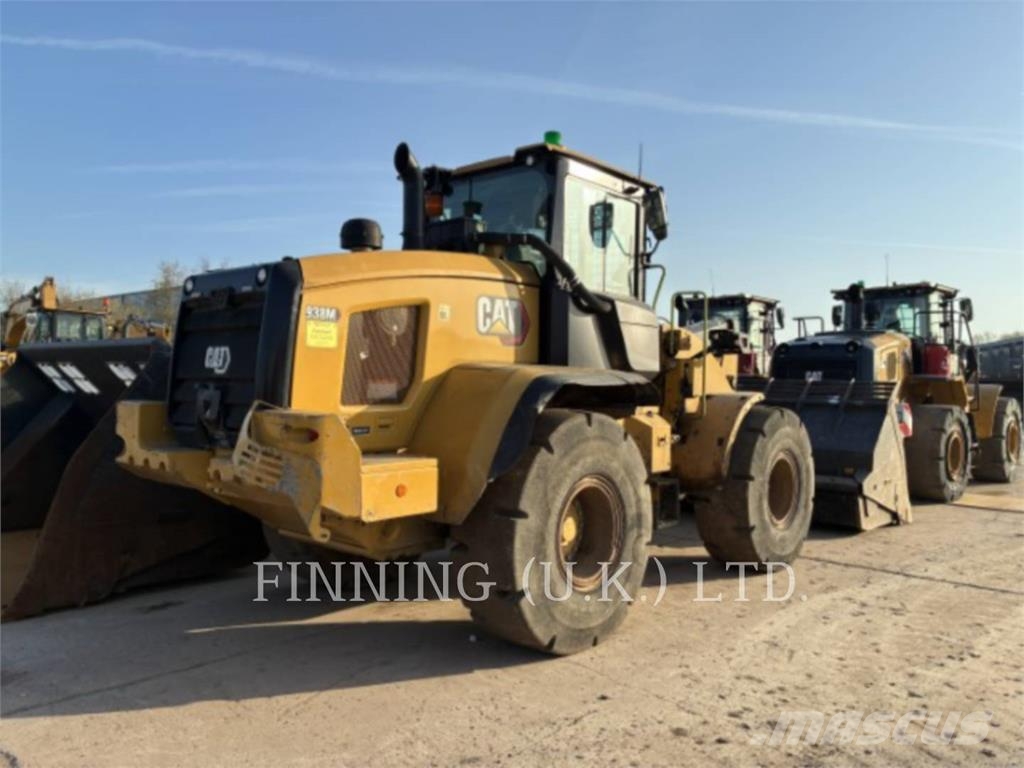 CAT 938M Iekrāvēji uz riteņiem