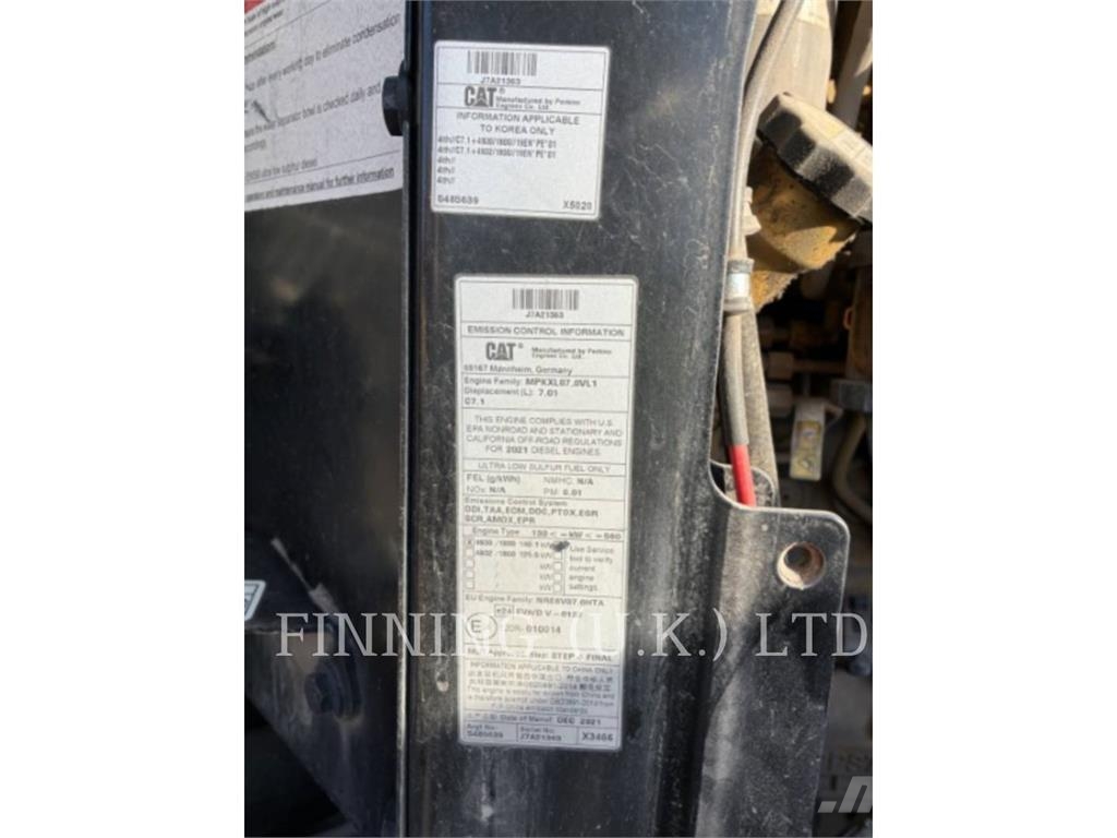CAT 938M Iekrāvēji uz riteņiem