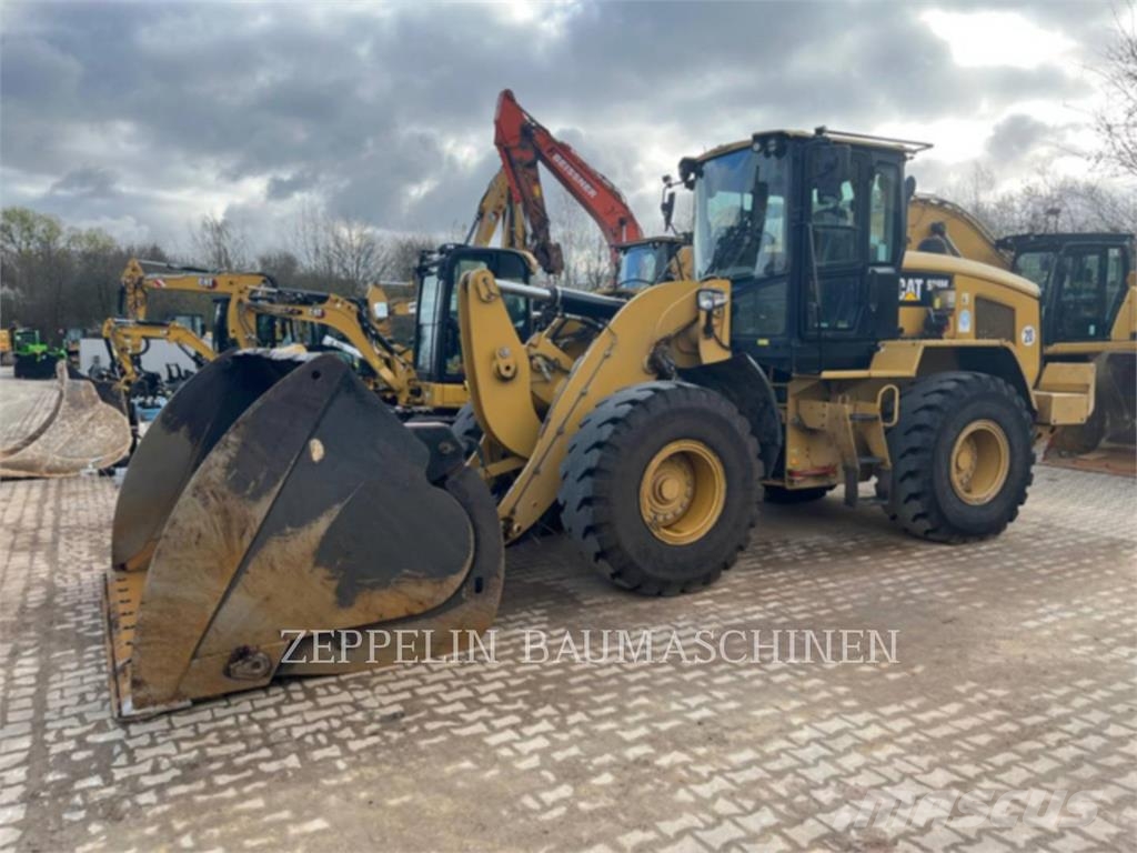 CAT 938M Wheel loaders