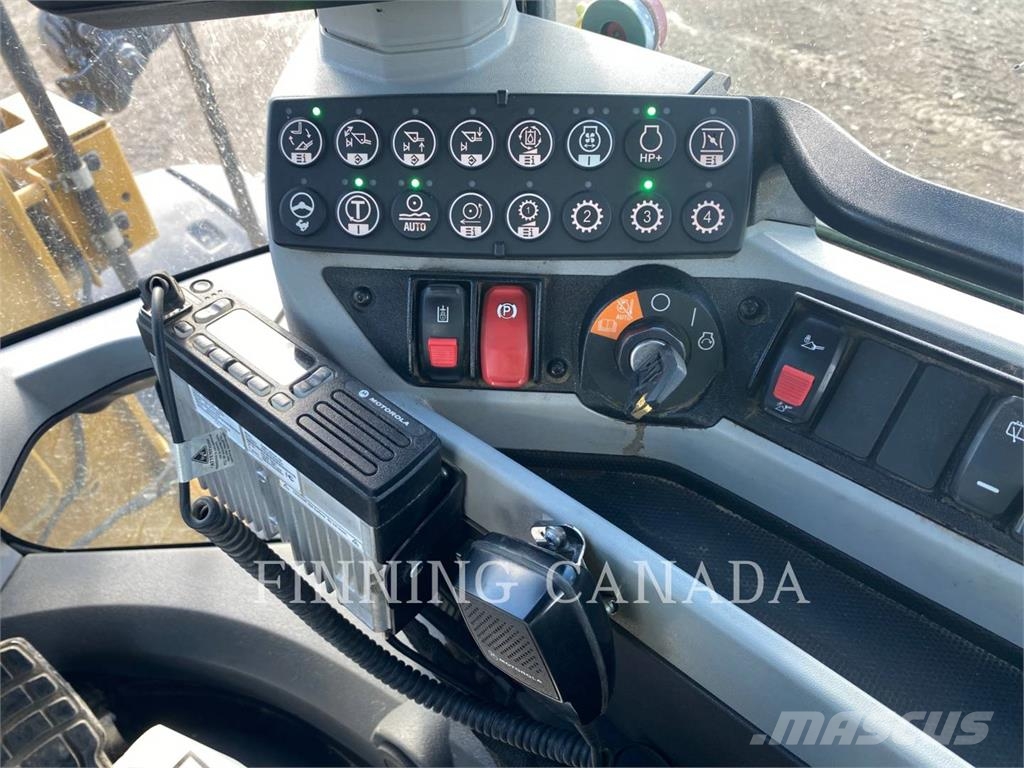 CAT 938M Radlader