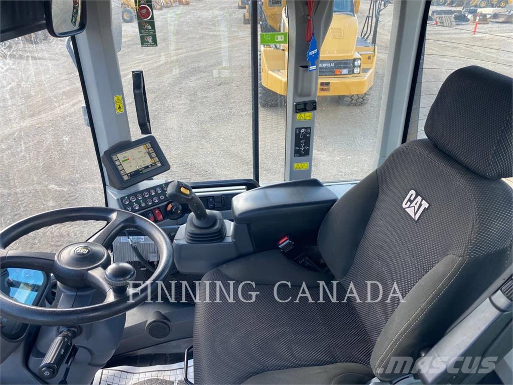 CAT 938M Radlader