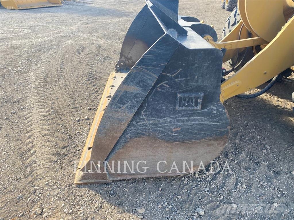 CAT 938M Radlader