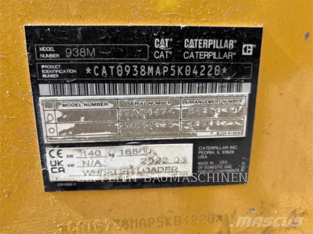 CAT 938M Iekrāvēji uz riteņiem