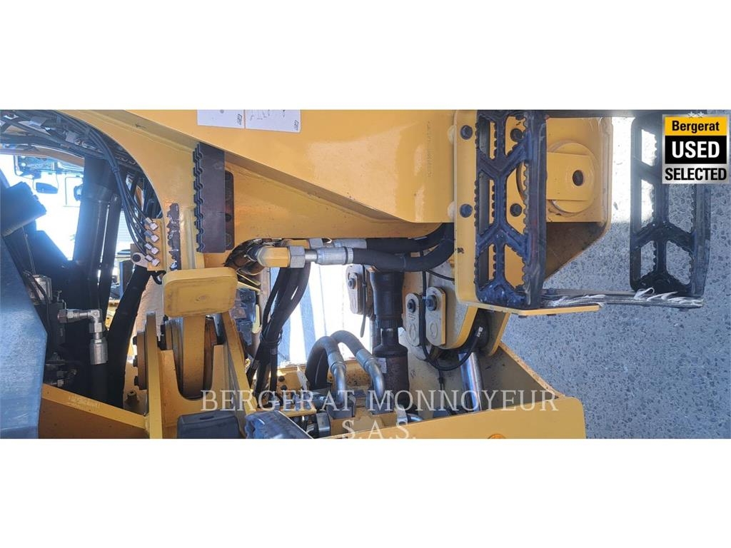 CAT 938M Wielladers