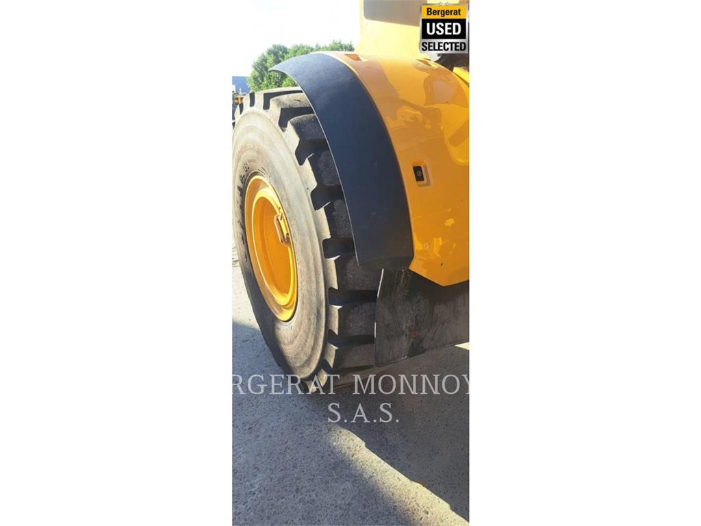 CAT 938M Wielladers