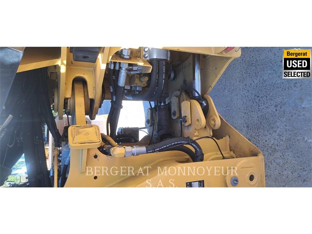 CAT 938M Wielladers