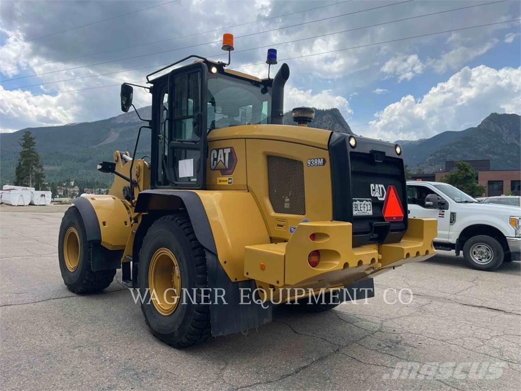 CAT 938M Iekrāvēji uz riteņiem