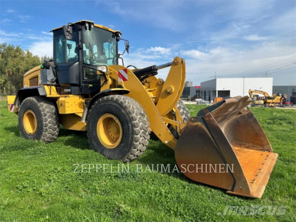 CAT 938M Cargadoras sobre ruedas