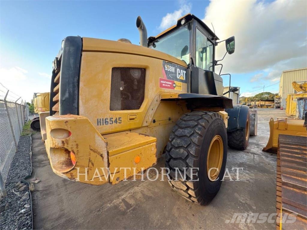 CAT 938M Chargeuse sur pneus