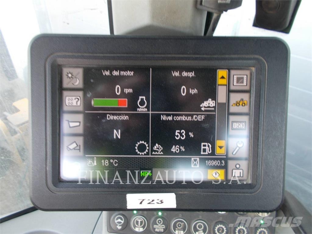 CAT 938M Rataslaadurid