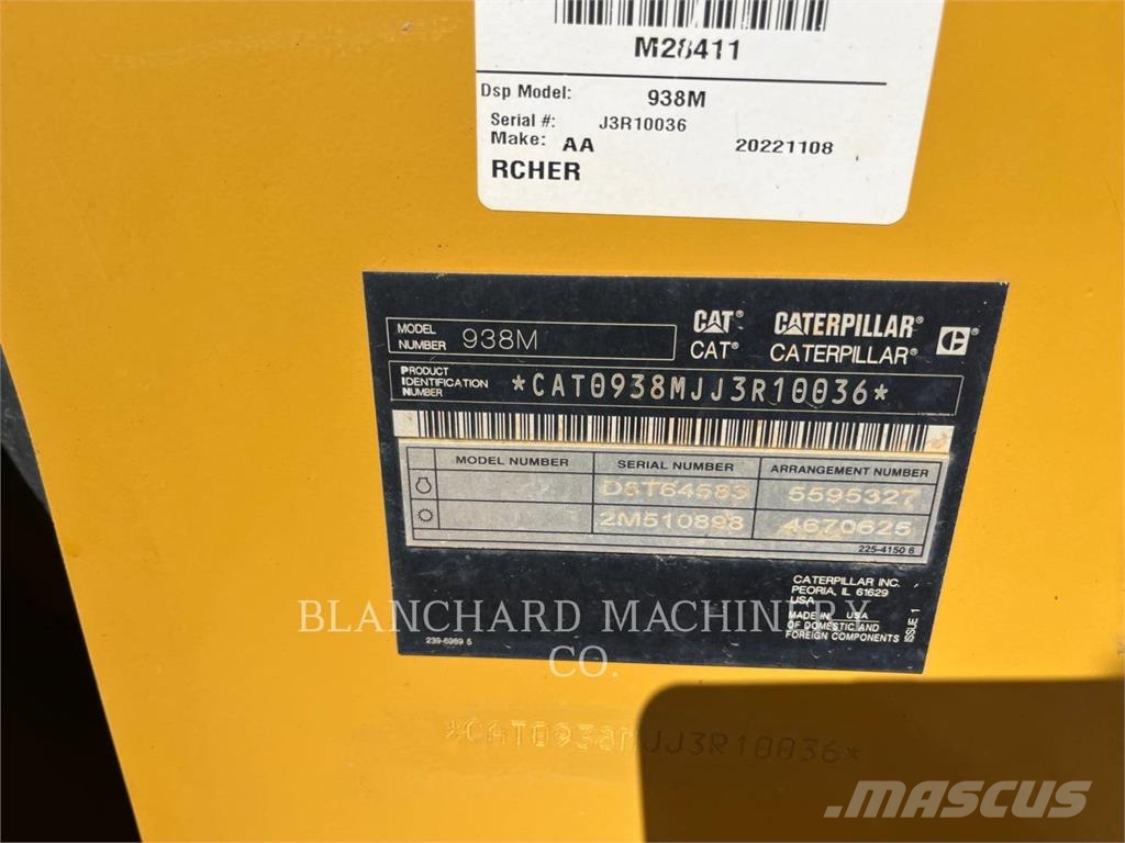 CAT 938M Iekrāvēji uz riteņiem