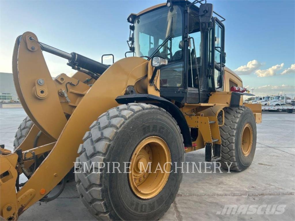 CAT 938M 3V FC Pás carregadoras de rodas