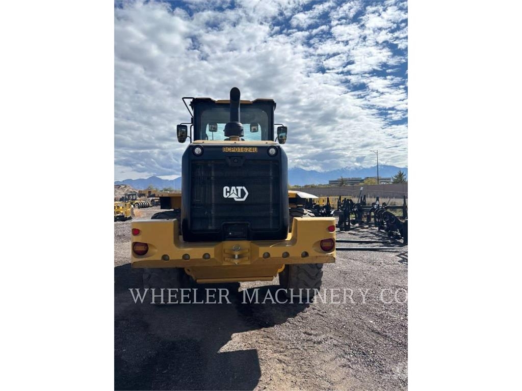 CAT 938M QC Фронтальні навантажувачі