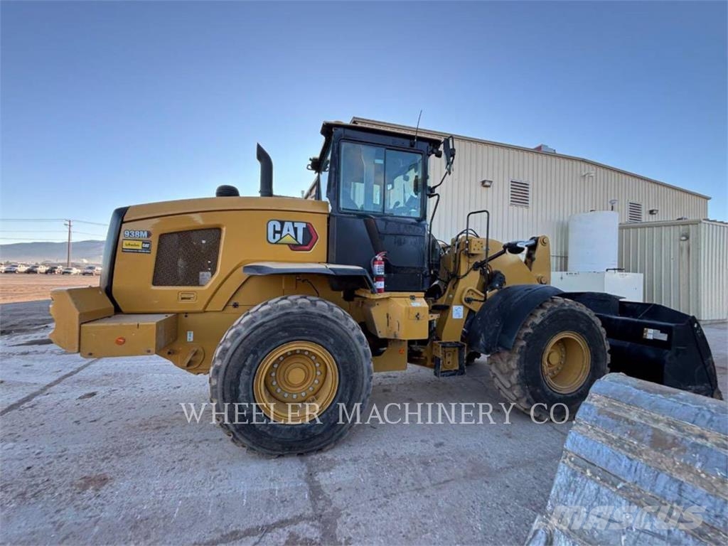 CAT 938M QC 3V Naudoti ratiniai krautuvai