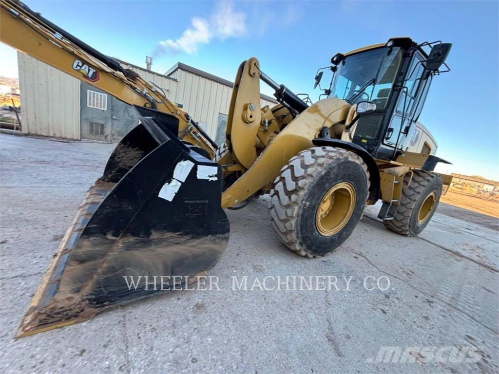 CAT 938M QC 3V Naudoti ratiniai krautuvai