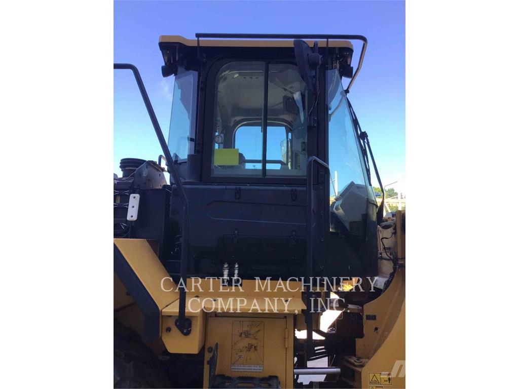 CAT 950-14 لوادر بعجل