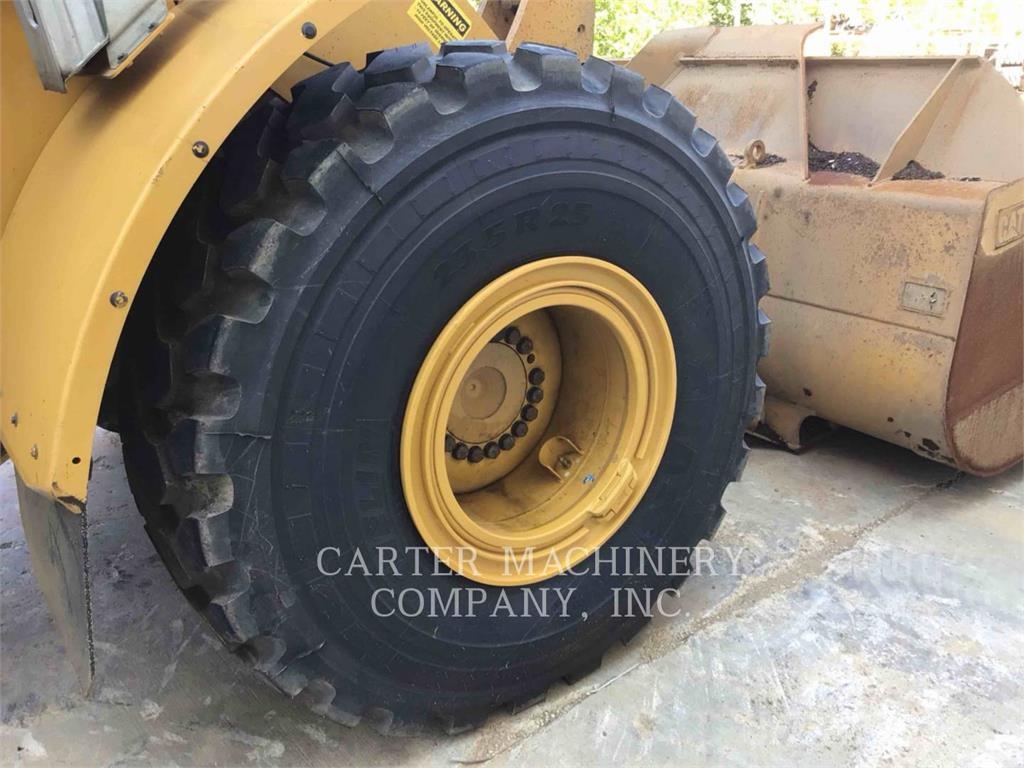 CAT 950-14 لوادر بعجل