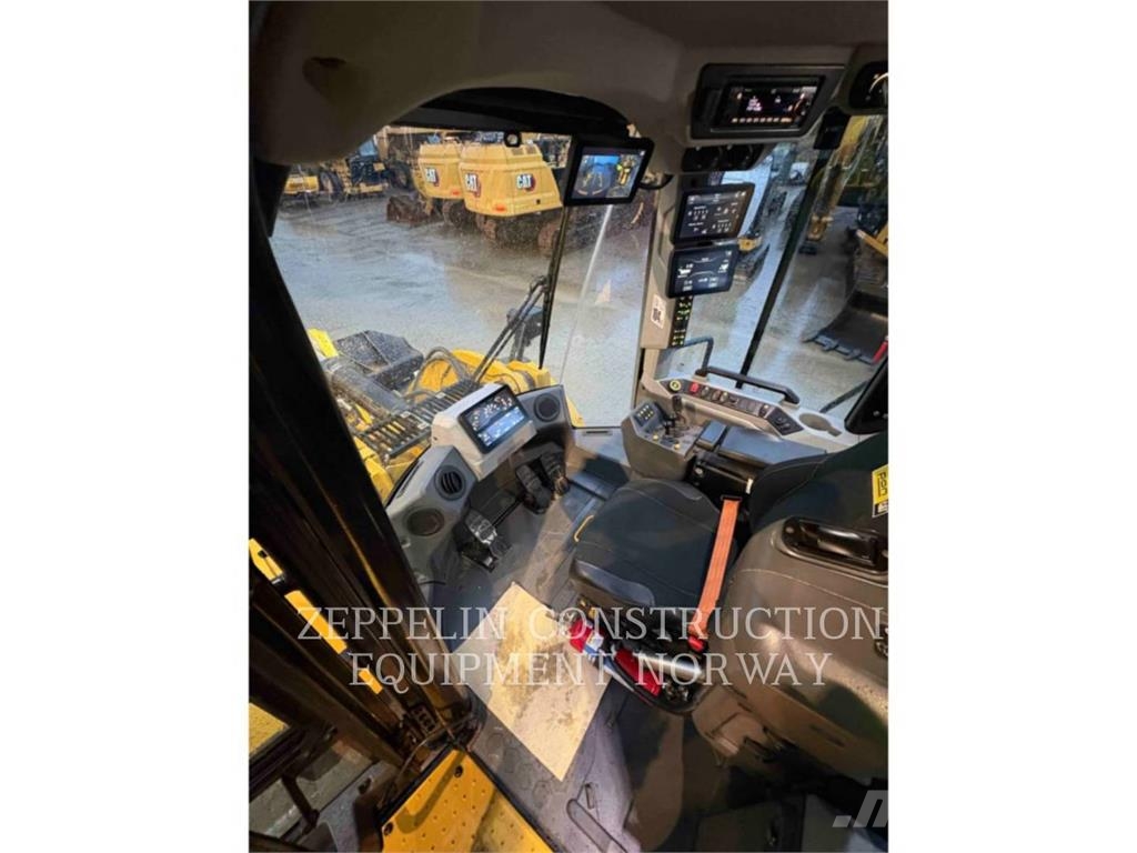 CAT 950-14 Iekrāvēji uz riteņiem